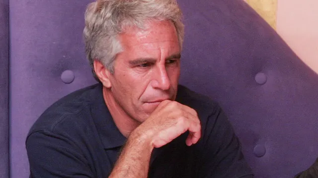 relatos-“devastadores”-de-conduta-sexual-em-escola-apoiada-por-epstein