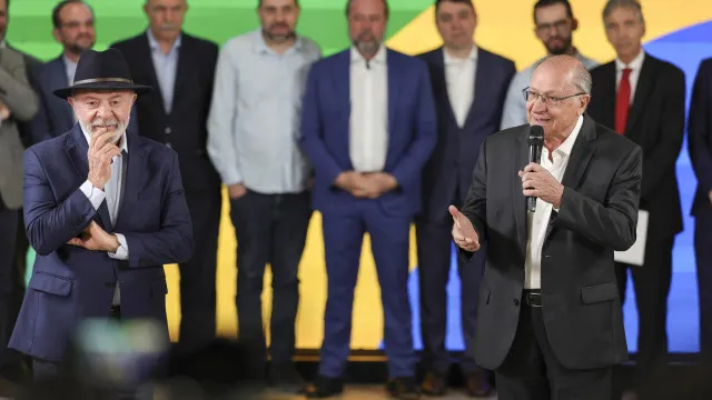 alckmin-e-oficializado-candidato-a-vice-de-lula-para-eleicoes-de-outubro