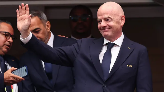 fifa-responde-a-ameaca-da-uefa:-“ninguem-esta-vendendo-o-futebol”