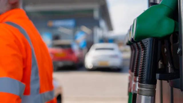 combustiveis.-governo-vai-taxar-lucros-extra-das-petroliferas-–-como?