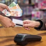 cartao,-notas-e-moedas…-qual-e-o-meio-de-pagamento-com-mais-vantagens?