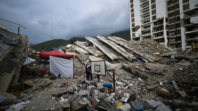 sobe-para-6.125-o-numero-de-mortos-nos-sismos-da-venezuela