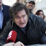 milei-considera-alianca-com-eua-“chave”-para-recuperar-ilhas-malvinas