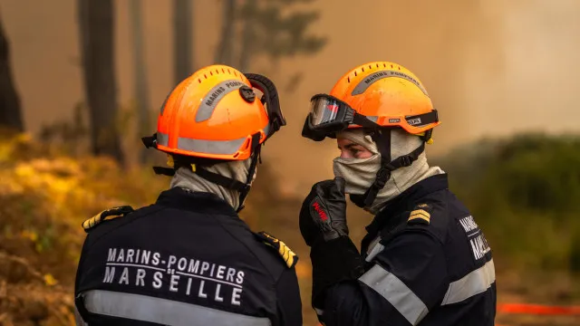 incendios-em-franca:-houve-402-detencoes-(incluindo-de-156-menores)
