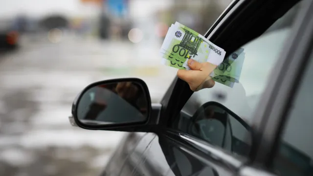 paga-mais-ou-menos-de-100e?-saiba-quando-(e-como)-vai-ter-de-pagar-o-iuc