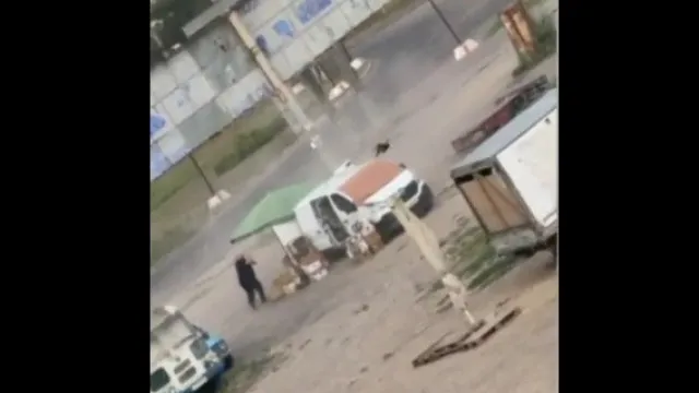 “safari”.-civil-e-perseguido-por-drone-russo-em-mercado-de-kherson
