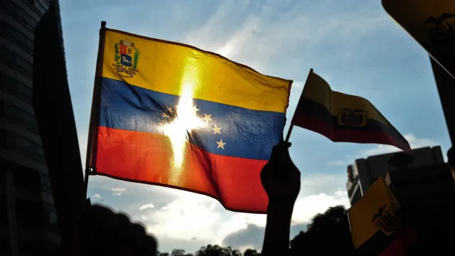 ong-exige-libertacao-de-40-estrangeiros-presos-politicos-na-venezuela