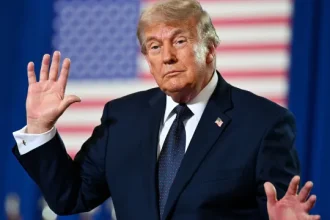helicoptero-de-trump-e-aviao-aproximaram-se:-“nunca-esteve-em-perigo”