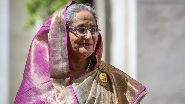 ex-primeira-ministra-hasina-anuncia-regresso-ao-bangladesh-em-dezembro