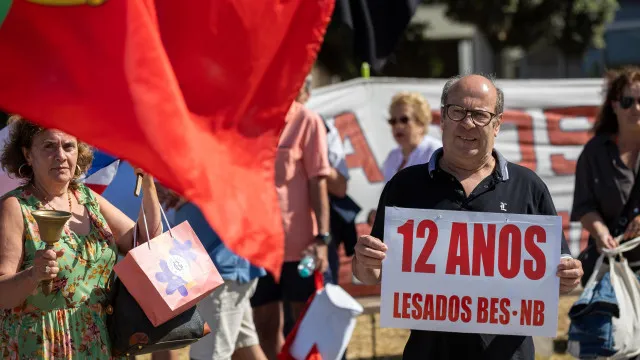lesados-do-bes-exigem-em-espinho-que-estado-lhes-devolva-milhoes