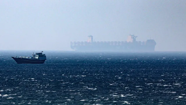 passagens-em-ormuz-continuam-em-queda-e-sobem-em-bab-el-mandeb