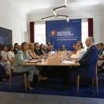 30%-do-governo-de-montenegro-declarou-ter-ligacoes-a-empresas