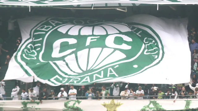 em-busca-da-reacao,-coritiba-recebe-a-lanterna-chapecoense-para-encerrar-jejum-no-couto-pereira