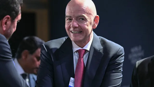 fifa-sob-ataque-coordenado:-“a-era-de-infantino-acabou”