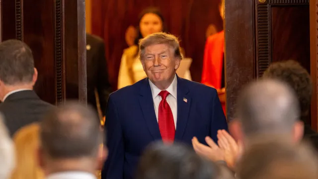 trump-disposto-a-deixar-pressao-economica-abalar-o-irao