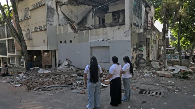 sismo-de-74-abala-a-colombia.-ha-feridos