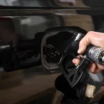preco-eficiente-cai-para-1,912-euros-na-gasolina-e-2,021-euros-no-gasoleo