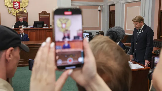 russia-exclui-unico-partido-antiguerra-das-eleicoes-legislativas