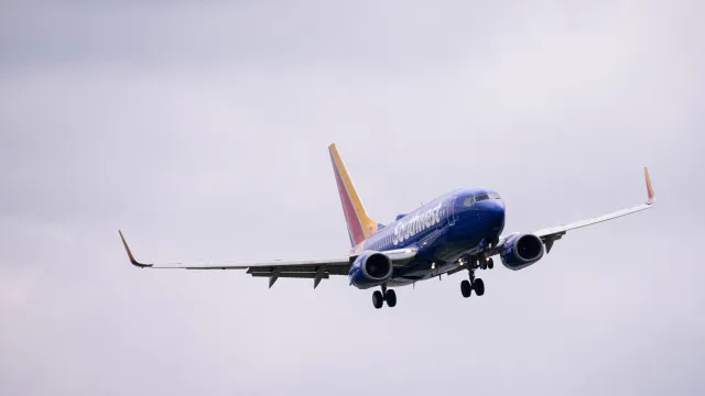 eua.-jovem-de-22-anos-morre-durante-voo-com-destino-a-los-angeles