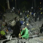 ao-minuto:-n.o-de-mortos-sobe-para-132;-decretado-recolher-obrigatorio