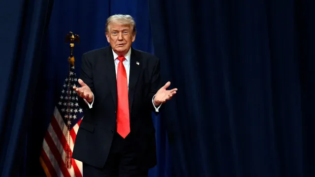 prejuizo-da-empresa-de-media-de-trump-dispara-e-forca-nova-reestruturacao