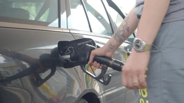 gasoleo-afundou-para-menos-de-2e/litro.-veja-o-que-aconteceu-aos-precos