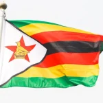 barco-com-95-pessoas-a-bordo-naufraga-em-lago-no-zimbabue