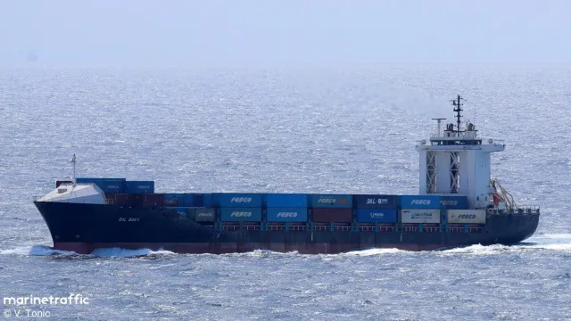 eua-confirmam-ataque-a-navio-que-se-aproximava-da-costa-iraniana