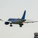 voo-da-united-airlines-desviado-para-boston-apos-para-brisas-partir