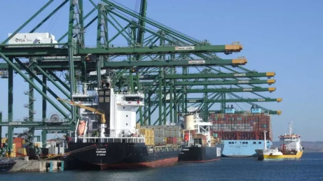 tarifas-trump-ao-brasil-tornam-“inviavel”-exportar-para-os-eua