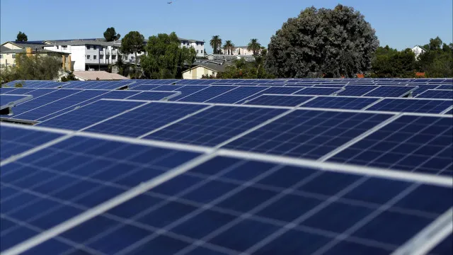 eclipse-reduz-energia-solar-e-obriga-portugal-a-recorrer-a-gas-e-hidrica