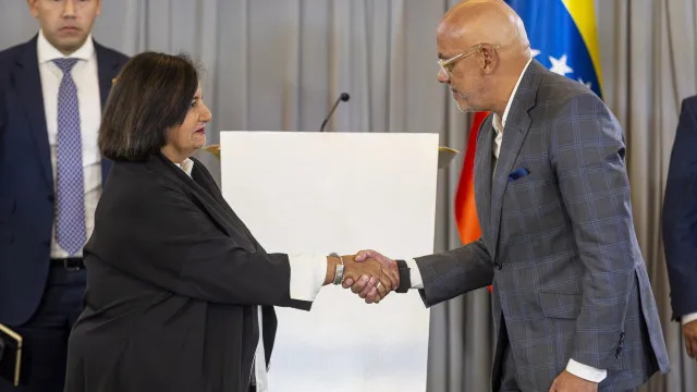 governo-quer-resgatar-bens-para-ajudar-vitimas-do-sismo-na-venezuela