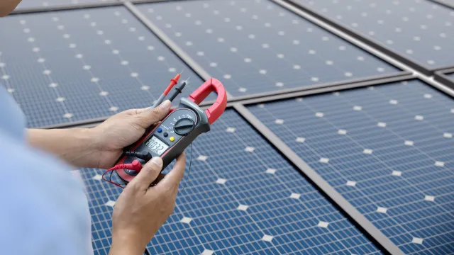 eclipse-rouba-ate-35-mw-por-minuto:-afinal,-qual-e-o-impacto-na-energia?
