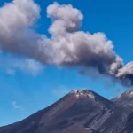 erupcao-do-etna-mantem-aeroporto-da-catania-encerrado-mais-um-dia