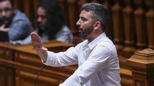 bloco-junta-se-ao-pcp-para-levar-prestacao-social-unica-ao-parlamento