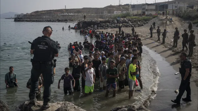 migracoes:-numero-significativo-de-migrantes-em-ceuta-precisa-de-asilo