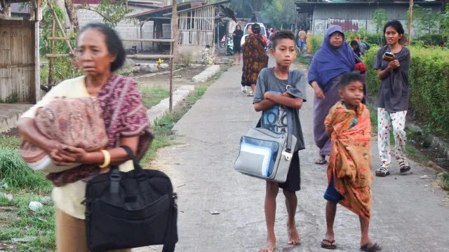 numero-de-mortos-em-sismo-da-indonesia-volta-a-subir.-sao-ja-38