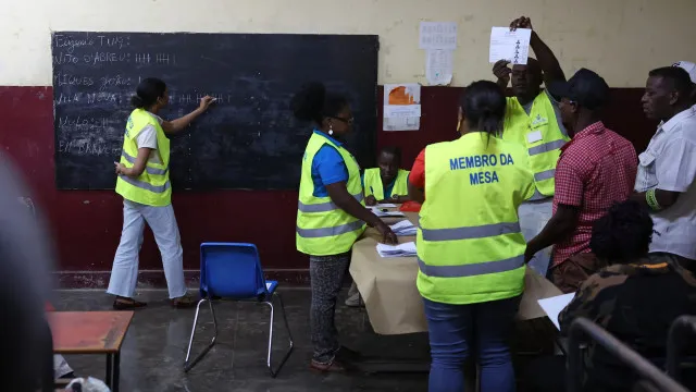 seis-partidos-e-uma-coligacao-apresentam-se-as-legislativas-de-sao-tome