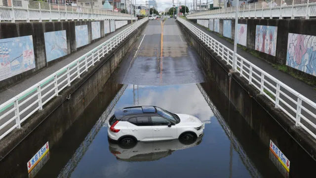 nove-mortos-no-japao-apos-chuva-torrencial-e-inundacoes