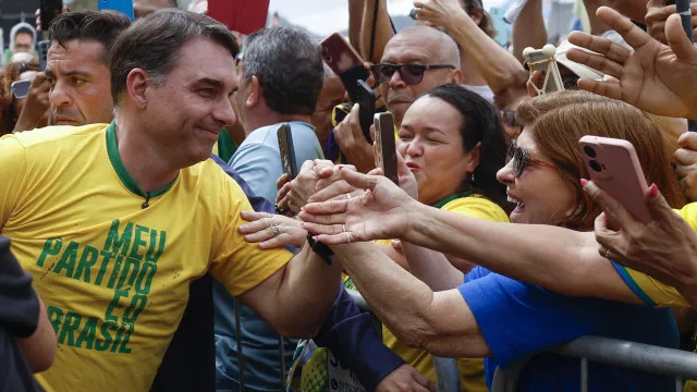 bolsonaro-abre-campanha-no-brasil-com-ataques-a-lula-e-citacoes-do-pai