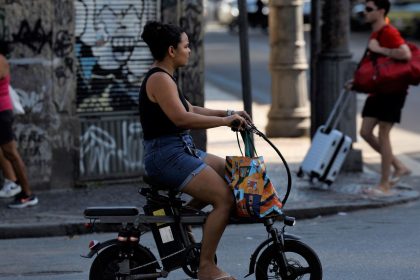 fenomeno-das-bikes-eletricas-e-tema-do-caminhos-da-reportagem