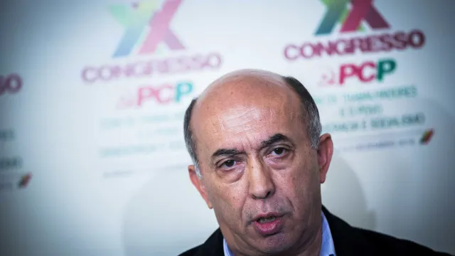 pcp-diz-que-ha-explicacoes-por-dar-e-duvida-de-impacto-do-estado-na-ren