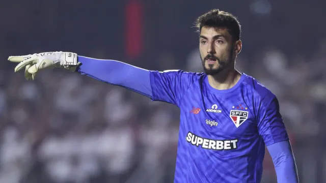 sao-paulo-tem-confianca-em-rafael-apos-falha-e-nao-cogita-mudanca-no-gol