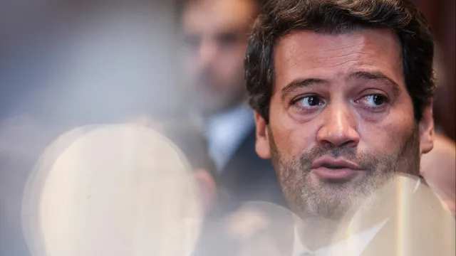 “estamos-a-ficar-mais-pobres.-um-estado-pobre-nao-investe-na-ren”
