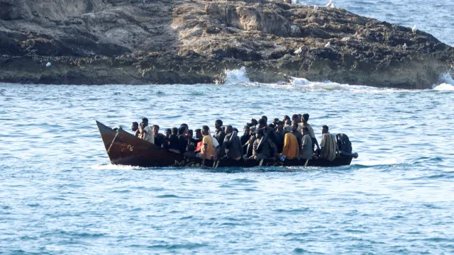socorridos-35-migrantes-em-lampedusa,-outros-52-a-deriva-no-mar