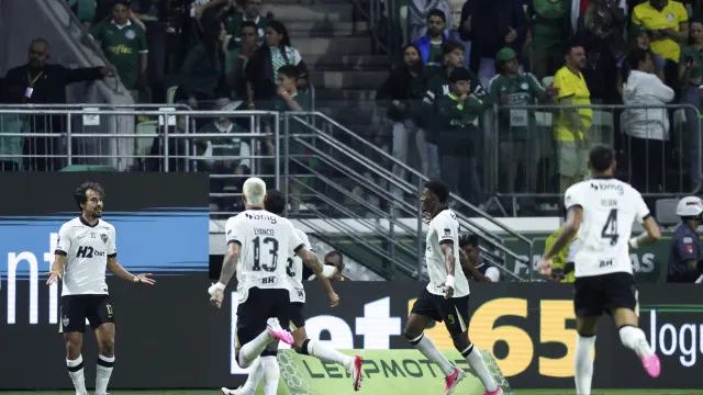 atletico-mg-enfrenta-red-bull-bragantino-por-um-empate-para-avancar-na-sul-americana