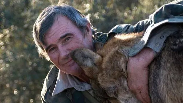 morreu-marcos-rodriguez,-o-“menino-lobo”.-viveu-12-anos-entre-os-animais