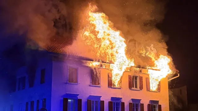 cinco-desaparecidos-em-incendio-num-restaurante-portugues-na-suica