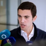 bugalho-aponta-“hipocrisia”-ao-ps-e-garante:-“neves-nao-e-um-problema”