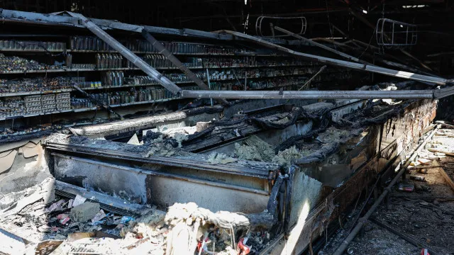 ataque-russo-a-shopping-causou-16-mortos.-ucrania-responde